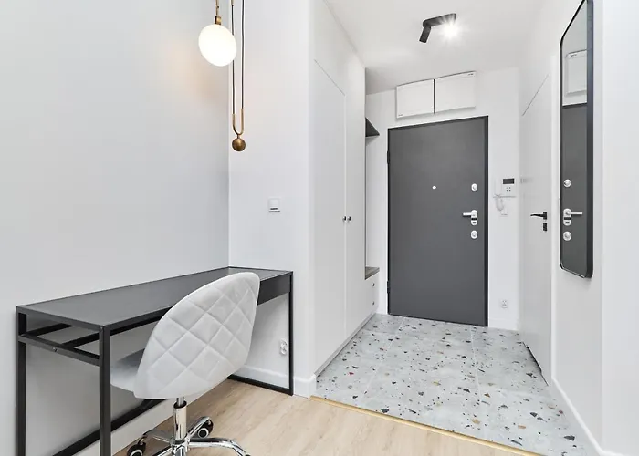 Luxurious Ksiecia Witolda By Renters *